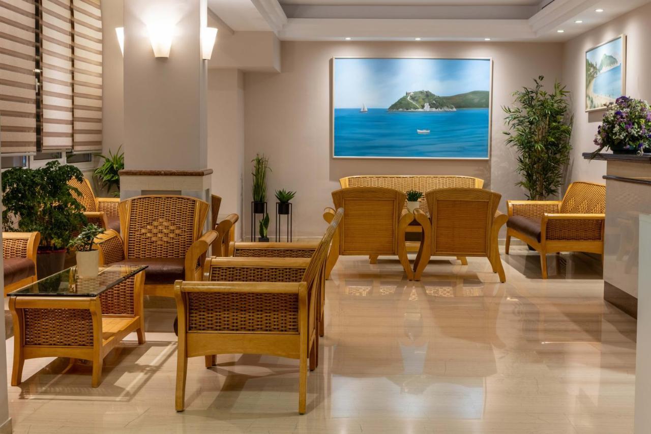 Hotel Serenity Tolón Buitenkant foto
