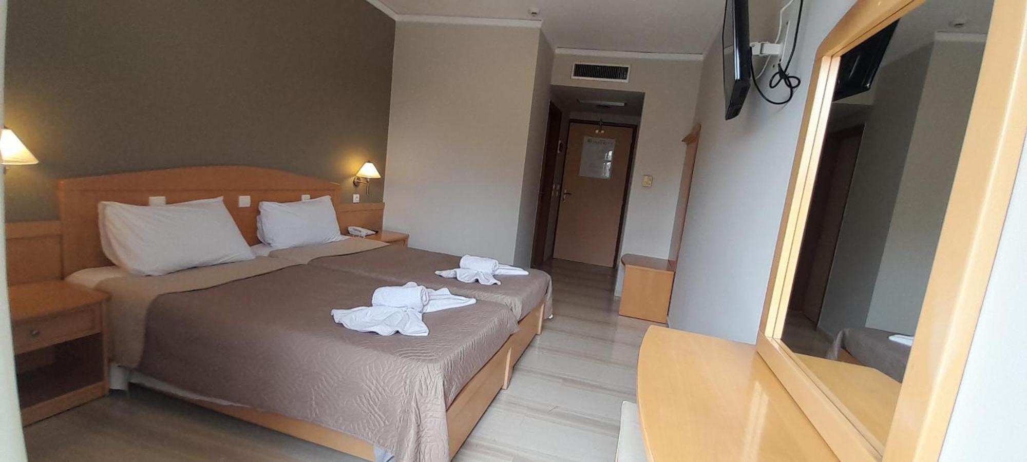 Hotel Serenity Tolón Buitenkant foto