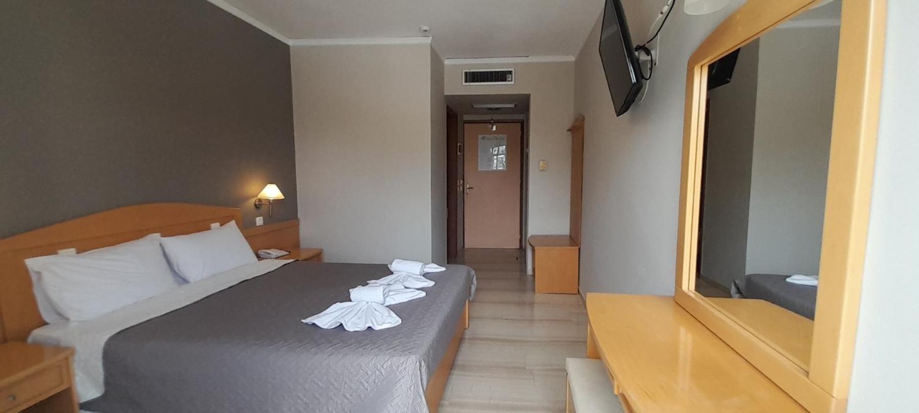 Hotel Serenity Tolón Buitenkant foto