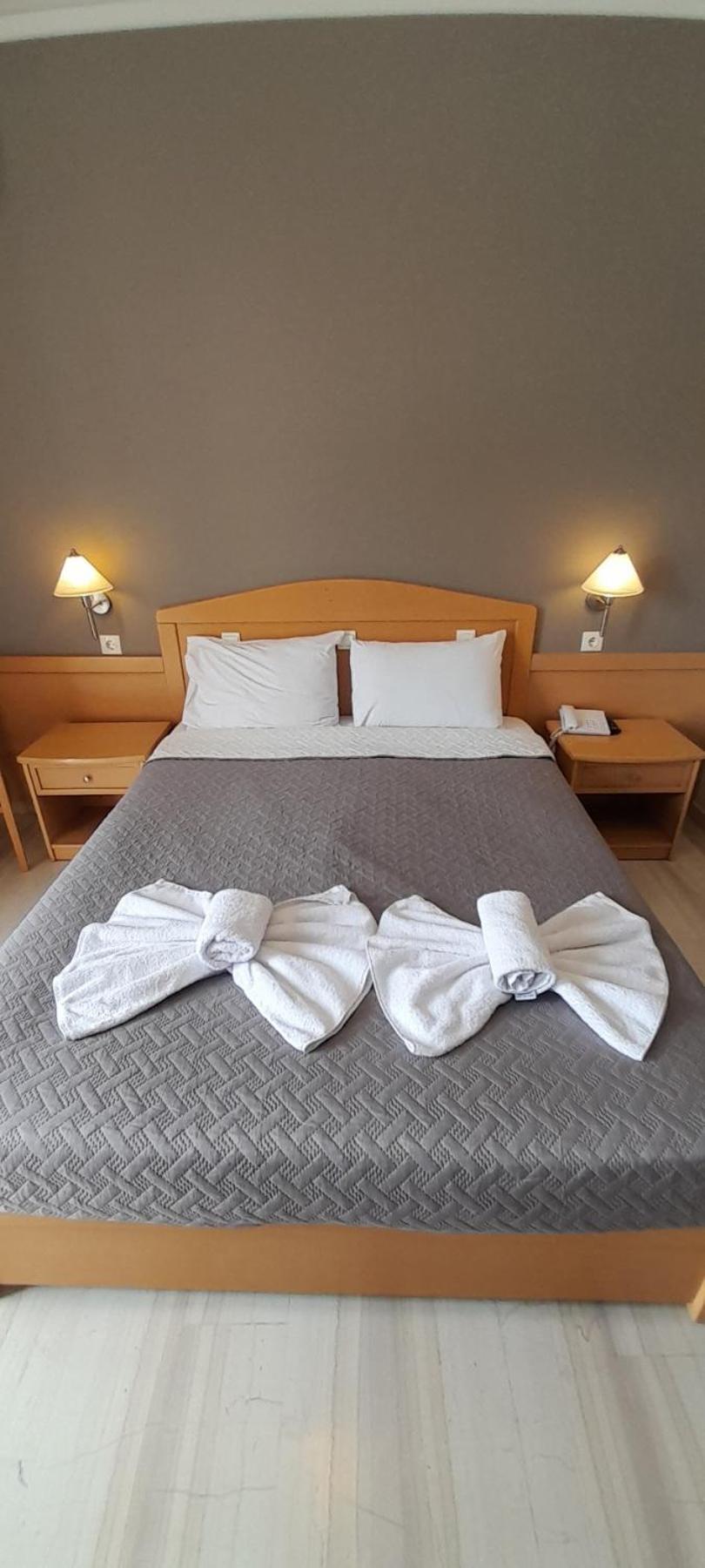 Hotel Serenity Tolón Buitenkant foto
